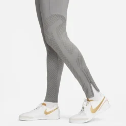 Nike Liverpool Trainingshose Dri-FIT Strike - Smoke Grau/Rot Damen -Tentree shop 147851b93cb4