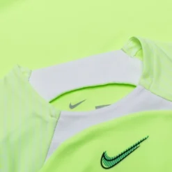 Nike Training T-Shirt Dri-FIT Strike - Grün/Weiß/Schwarz Damen -Tentree shop 1734af34b9b7