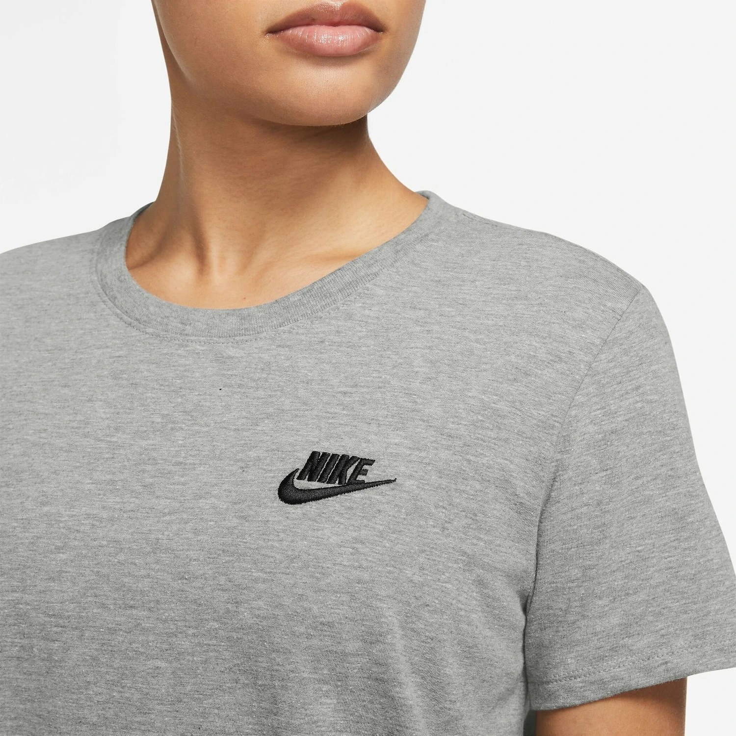 Nike W NSW Tee Club Damen T-Shirt 2 Nike W NSW Tee Club Damen T-Shirt – Bild 2