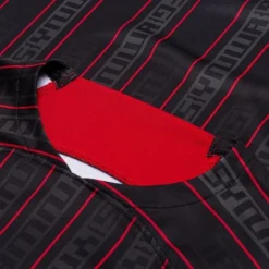 Nike Liverpool Trikot 2023 LeBron X Liverpool FC Special Edition Damen -Tentree shop 633199f20a97