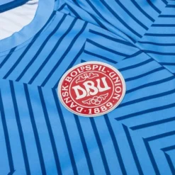 Hummel Dänemark Training T-Shirt Pre Match Frauen EM 2022 - Marina Damen -Tentree shop 65e3cc3c00b9