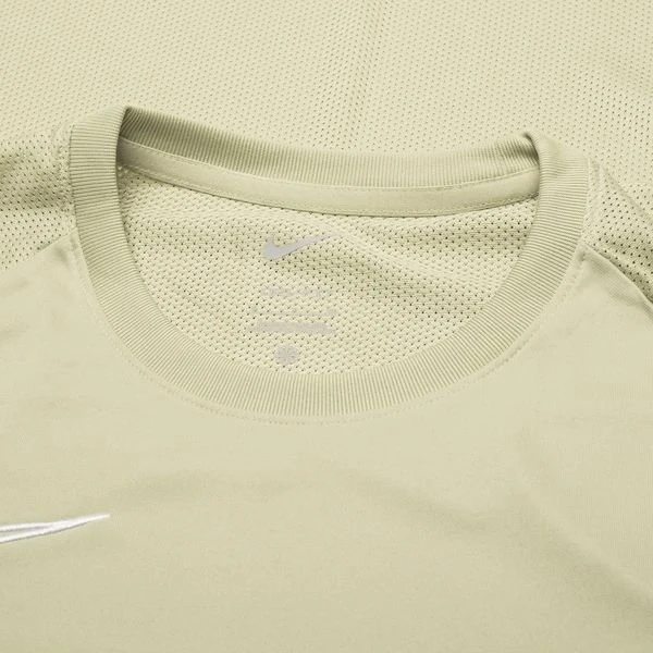 Nike Training T-Shirt Dri-FIT Academy 21 - Olivgrün/Weiß Damen 5 Nike Training T-Shirt Dri-FIT Academy 21 - Olivgrün/Weiß Damen – Bild 5