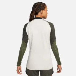 Nike Barcelona Trainingsshirt Dri-FIT Strike Drill - Sand/Grün/Schwarz Damen -Tentree shop 8df4183a39fe