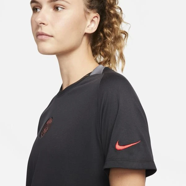 Nike Paris Saint-Germain Training T-Shirt Dri-FIT Lifestyle - Schwarz/Grau/Rot Damen 5 Nike Paris Saint-Germain Training T-Shirt Dri-FIT Lifestyle - Schwarz/Grau/Rot Damen – Bild 5