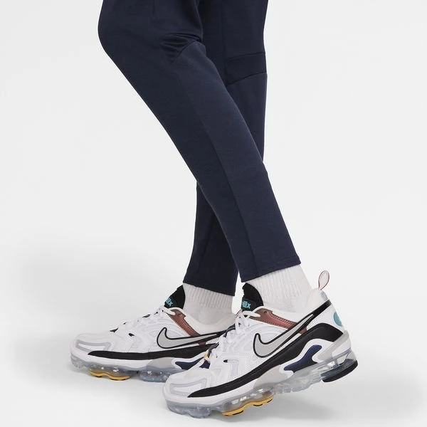 Nike Barcelona Trainingshose Dri-FIT Travel Fleece - Navy/Weiß Damen 7 Nike Barcelona Trainingshose Dri-FIT Travel Fleece - Navy/Weiß Damen – Bild 7