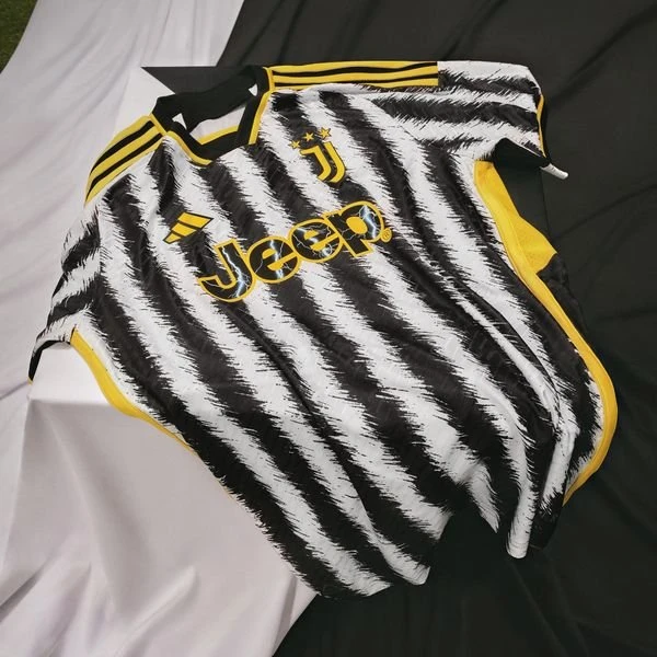 ADIDAS Juventus Heimtrikot 2023/24 Damen 3 ADIDAS Juventus Heimtrikot 2023/24 Damen – Bild 3
